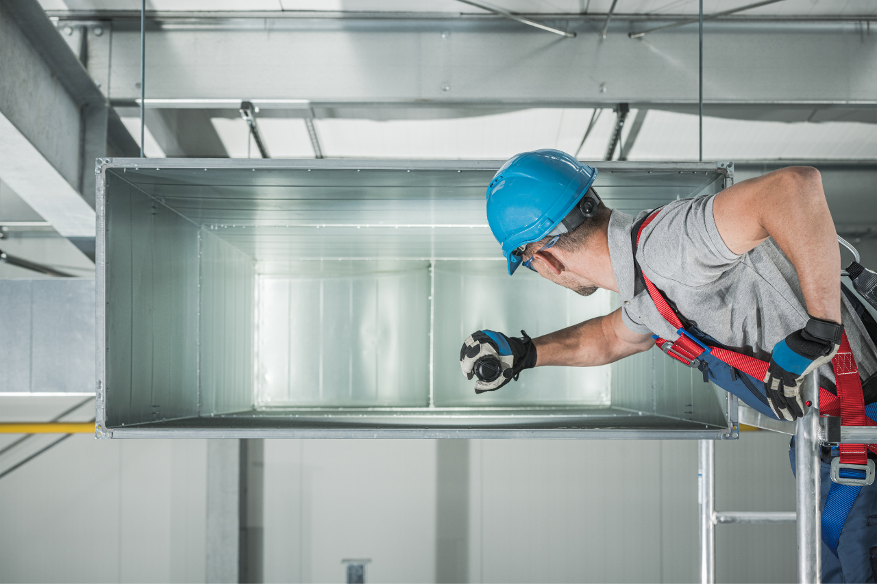 Local Broward County air duct cleaning technician - professional HVAC service